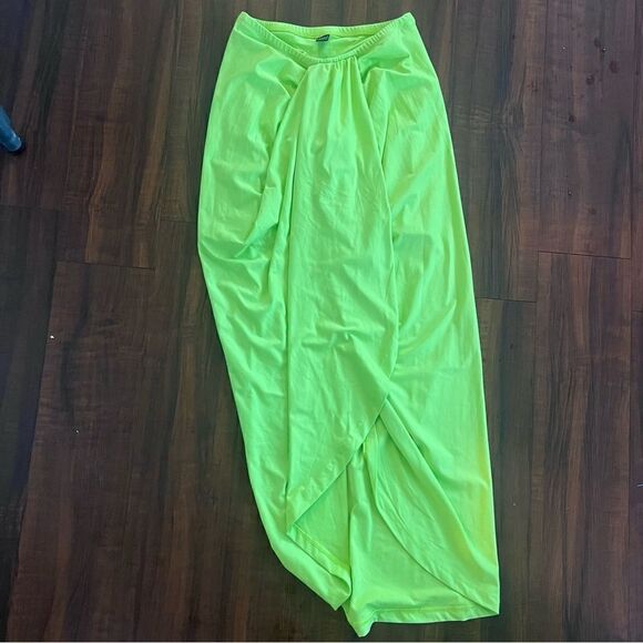 NEW Black Maxi Skirt - Twist Detail - Size Small - Open Front Slit NWOT - Picture 6 of 6